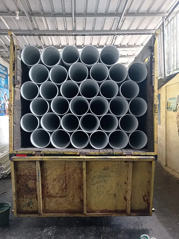 Pengiriman pipa PVC Gavin